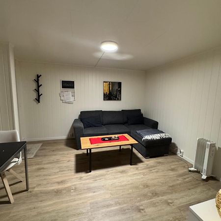 סבולבאר Liten Eldre Og Koselig Studiohybel מראה חיצוני תמונה